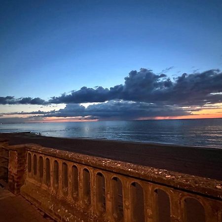Ferienwohnung Sur La Plage / Enjoy The Beach Cabourg Exterior foto