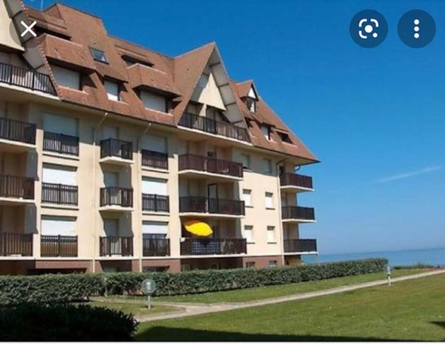 Ferienwohnung Sur La Plage / Enjoy The Beach Cabourg Exterior foto